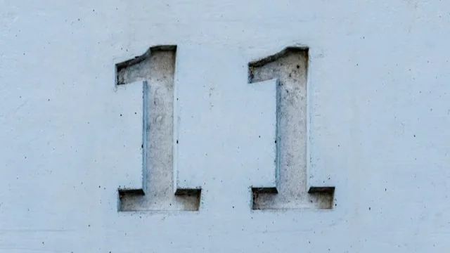 Dillon Gabriel, Achane, Sam Leavitt ... and 8 Other Things.